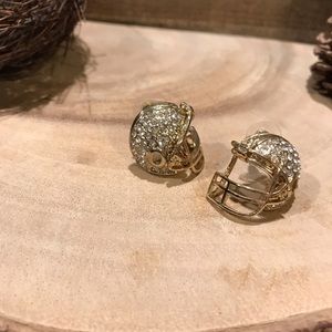 🏈 Football helmet earrings! Gold color!